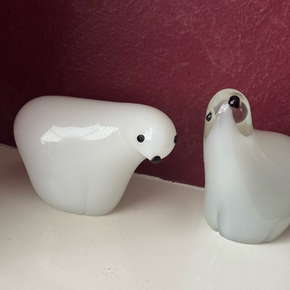 Vintage polar bear paper weights